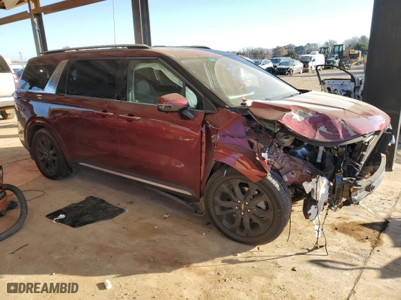 2022 Kia Carnival SX with VIN KNDNE5H39N6088182, listed as a Copart auction lot 83704854 with 65,724 mi miles and Salvage Title. Bid and sale history available at carsss.com. Image 4.