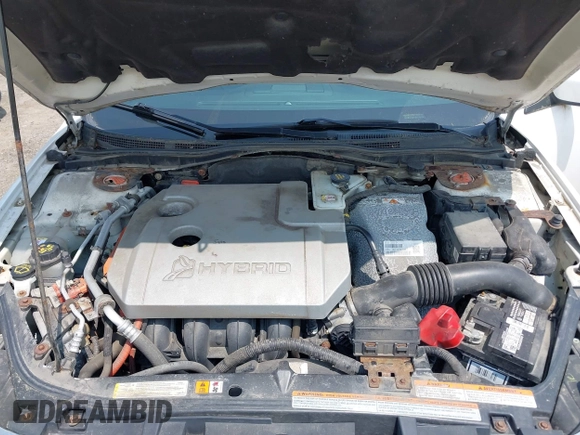 2010 Ford Fusion Hybrid с VIN 3FADP0L37AR283930, выставлен на аукционе IAAI как лот 42494005 с пробегом 179 592 миль миль и . История ставок и продаж доступна на DreamBid. Изображение 10.