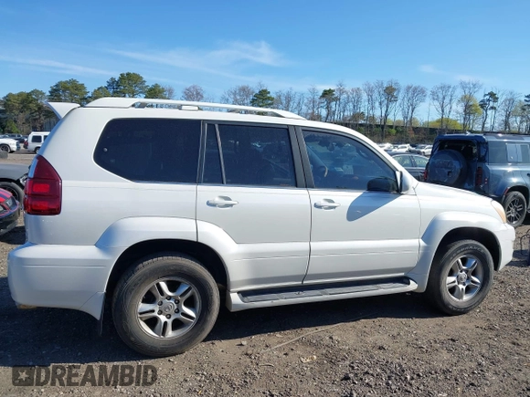 2003 Lexus GX 470 with VIN JTJBT20X130019750, listed as a IAAI auction lot 42045337 with 222,485 mi miles. Bid and sale history available at carsss.com. Image 13.
