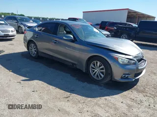 2015 Infiniti Q50 Premium z VIN JN1BV7AR9FM408386, wystawiony jako IAAI lot #42084887 z przebiegiem 122 527 mil mil oraz . Historia ofert i sprzedaży dostępna na DreamBid. Obrazek 1.