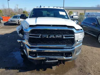 2022 Ram 2500 Tradesman with VIN 3C6UR5CJ5NG367849, listed as a IAAI auction lot 41680816 with 30,883 mi miles. Bid and sale history available at carsss.com. Image 6.