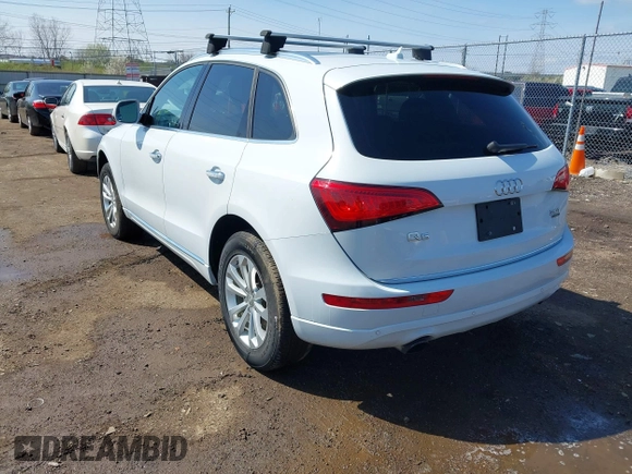 2016 Audi Q5 Premium Plus with VIN WA1L2AFPXGA096395, listed as a IAAI auction lot 41931371 with 98,429 mi miles. Bid and sale history available at carsss.com. Image 3.