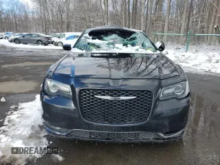 2017 Chrysler 300 S with VIN 2C3CCAGG6HH512600, listed as a Copart auction lot 41856685 with 105,554 mi miles and Salvage Title. Bid and sale history available at DreamBid. Image 5.