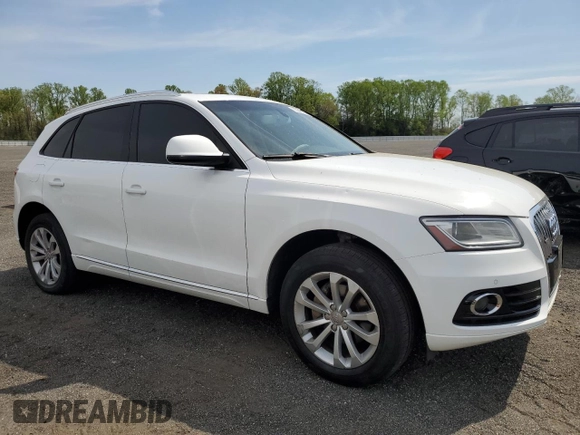 2014 Audi Q5 Premium Plus with VIN WA1LFAFP2EA098627, listed as a Copart auction lot 53249185 with 225,246 mi miles and Salvage Title. Bid and sale history available at carsss.com. Image 4.