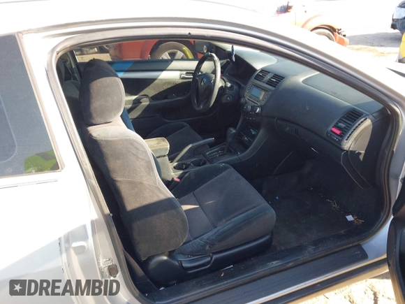 2003 Honda Accord LX with VIN 1HGCM72233A035334, listed as a IAAI auction lot 42098703 with 200,170 mi miles and . Bid and sale history available at DreamBid. Image 5.