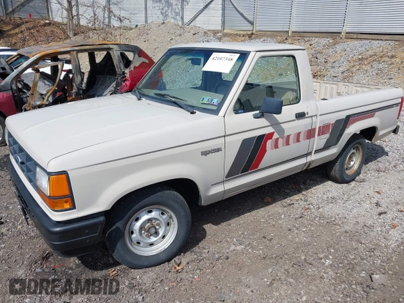 1989 Ford Ranger XLT with VIN 1FTCR10A8KUB41928, listed as a IAAI auction lot 42107348 with 89,548 mi miles. Bid and sale history available at carsss.com. Image 2.