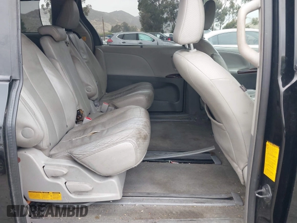 2013 Toyota Sienna XLE AAS с VIN 5TDYK3DC5DS386789, выставлен на аукционе IAAI как лот 42164870 с пробегом 171 786 миль миль и . История ставок и продаж доступна на DreamBid. Изображение 8.