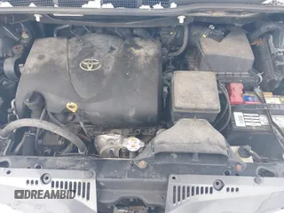 2019 Toyota Sienna XLE Auto Access Seat with VIN 5TDYZ3DC5KS967976, listed as a IAAI auction lot 41623525 with 83,527 mi miles. Bid and sale history available at carsss.com. Image 10.