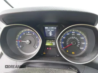 2013 Hyundai Elantra with VIN KMHD35LE2DU151784, listed as a IAAI auction lot 42205251 with 111,081 mi miles and . Bid and sale history available at DreamBid. Image 7.