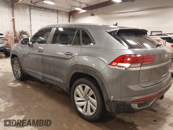 2020 Volkswagen Atlas SE with VIN 1V26E2CA9LC230374, listed as a IAAI auction lot 41336609 with 52,500 mi miles and . Bid and sale history available at DreamBid. Image 3.