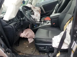 2018 Toyota 4Runner SR5 с VIN JTEZU5JRXJ5174700, выставлен на аукционе Copart как лот 54109885 с пробегом 90 693 миль миль и Списание • Salvage title. История ставок и продаж доступна на DreamBid. Изображение 7.