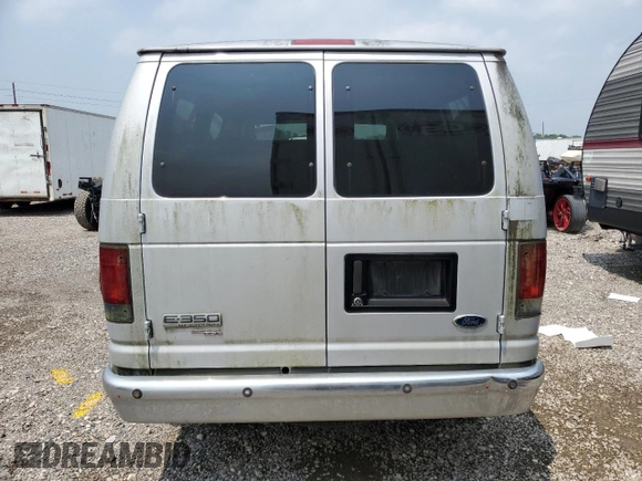 2008 Ford Econoline Passenger XL with VIN 1FBNE31LX8DA80174, listed as a Copart auction lot 51959524 with 109,586 mi miles and Clean Title. Bid and sale history available at carsss.com. Image 6.