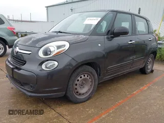 2014 FIAT 500L Pop z VIN ZFBCFAAH8EZ000209, wystawiony jako IAAI lot #42441433 z przebiegiem 153 795 mil mil oraz . Historia ofert i sprzedaży dostępna na DreamBid. Obrazek 2.