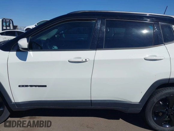 2020 Jeep Compass Latitude с VIN 3C4NJDBBXLT203932, выставлен на аукционе IAAI как лот 41830978 с пробегом 49 421 миль миль и . История ставок и продаж доступна на DreamBid. Изображение 14.