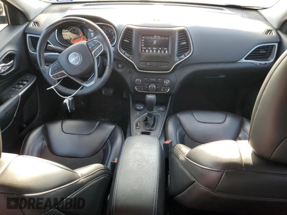 2019 Jeep Cherokee Altitude с VIN 1C4PJMLB7KD478458, выставлен на аукционе Copart как лот 55957485 с пробегом 82 699 миль миль и Чистый • Clean title. История ставок и продаж доступна на DreamBid. Изображение 8.