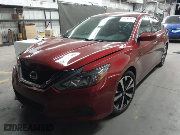 2018 Nissan Altima SR with VIN 1N4AL3AP4JC120138, listed as a IAAI auction lot 42111389 with 69,939 mi miles and . Bid and sale history available at carsss.com. Image 17.