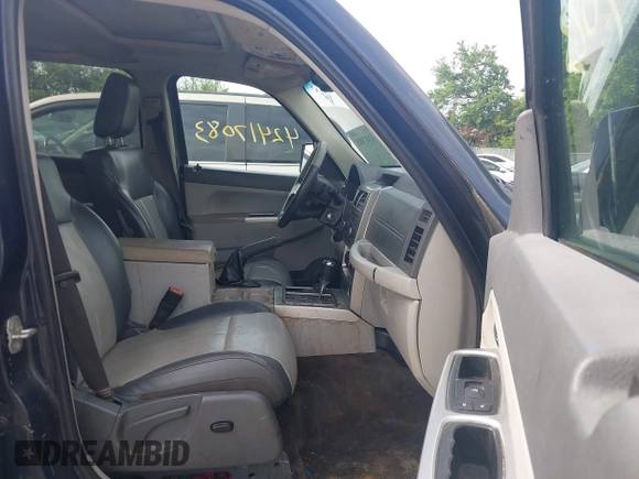 2008 Jeep Liberty Limited z VIN 1J8GN58K68W113973, wystawiony jako IAAI lot #42417083 z przebiegiem 493 836 mil mil oraz . Historia ofert i sprzedaży dostępna na DreamBid. Obrazek 5.