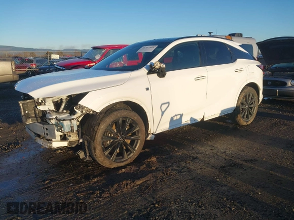 2024 Lexus RX 500h F Sport Performance z VIN 2T2BCMEA1RC012987, wystawiony jako IAAI lot #41365365 z przebiegiem 18 400 mil mil oraz . Historia ofert i sprzedaży dostępna na DreamBid. Obrazek 19.