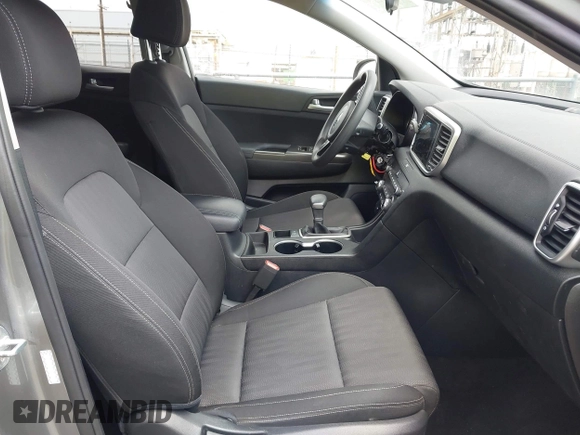 2020 Kia Sportage LX with VIN KNDPM3AC1L7761371, listed as a IAAI auction lot 42121834 with 38,411 mi miles and . Bid and sale history available at DreamBid. Image 5.