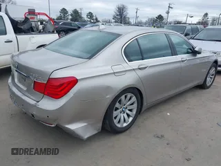 2011 BMW 7 Series 750Li xDrive with VIN WBAKC8C53BC432280, listed as a IAAI auction lot 41520006 with 114,135 mi miles. Bid and sale history available at carsss.com. Image 4.