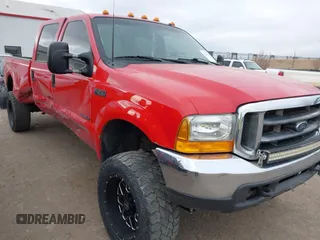 2000 Ford F-250 XL z VIN 1FTNW21F4YEC11543, wystawiony jako IAAI lot #41834381 z przebiegiem 324 487 mil mil oraz . Historia ofert i sprzedaży dostępna na DreamBid. Obrazek 1.