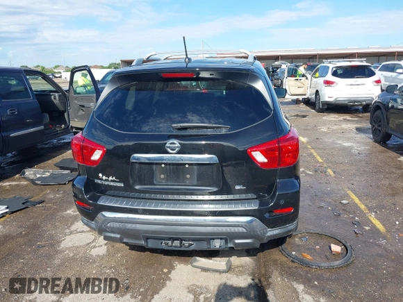 2017 Nissan Pathfinder S z VIN 5N1DR2MN5HC903047, wystawiony jako IAAI lot #42231749 z przebiegiem 115 251 mil mil oraz . Historia ofert i sprzedaży dostępna na DreamBid. Obrazek 16.