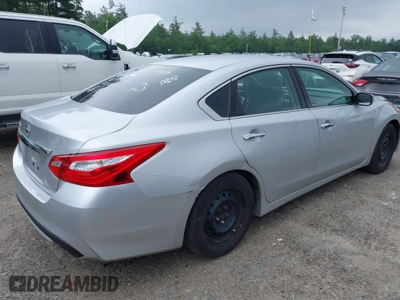 2017 Nissan Altima SL with VIN 1N4AL3APXHC191130, listed as a IAAI auction lot 42457513 with 181,931 mi miles and . Bid and sale history available at DreamBid. Image 4.