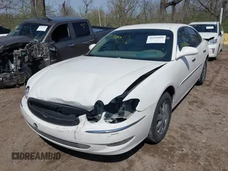 2007 Buick LaCrosse CXL with VIN 2G4WD582171243893, listed as a IAAI auction lot 41939469 with 82,218 mi miles. Bid and sale history available at carsss.com. Image 18.