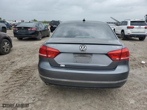 2015 Volkswagen Passat 2.0L TDI SEL Premium with VIN 1VWCV7A34FC067060, listed as a Copart auction lot 51324685 with 231,302 mi miles and Salvage Title. Bid and sale history available at carsss.com. Image 6.