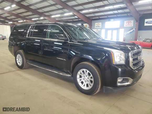2019 GMC Yukon XL SLT with VIN 1GKS2GKC1KR163990, listed as a Copart auction lot 50639545 with 236,380 mi miles and Clean Title. Bid and sale history available at carsss.com. Image 4.