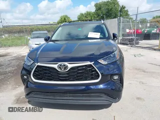 2023 Toyota Highlander L with VIN 5TDKDRBH5PS039744, listed as a IAAI auction lot 42776603 with 15,840 mi miles and . Bid and sale history available at DreamBid. Image 6.