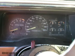 1996 Chevrolet Tahoe with VIN 3GNEK18RXTG150164, listed as a Copart auction lot 77810474 with 300,287 mi miles and Salvage Title. Bid and sale history available at carsss.com. Image 9.