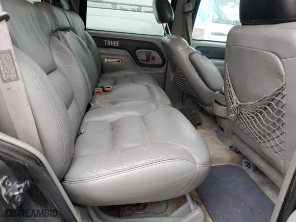 1997 Chevrolet Tahoe with VIN 1GNEC13R3VJ406120, listed as a Copart auction lot 81569674 with 203,863 mi miles and Salvage Title. Bid and sale history available at carsss.com. Image 11.