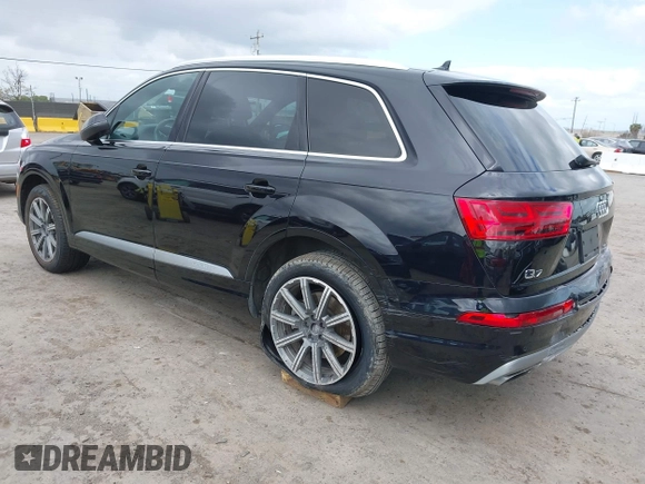 2018 Audi Q7 Premium Plus with VIN WA1LHAF78JD054456, listed as a IAAI auction lot 41924248 with 109,379 mi miles. Bid and sale history available at carsss.com. Image 3.