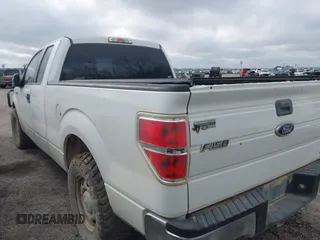 2014 Ford F-150 XL with VIN 1FTFX1CF6EKG22786, listed as a IAAI auction lot 41633180 with 114,966 mi miles. Bid and sale history available at carsss.com. Image 3.