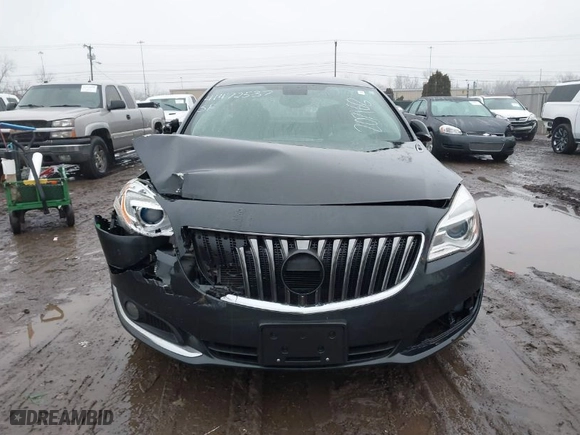 2014 Buick Regal with VIN 2G4GK5EX2E9207168, listed as a IAAI auction lot 41472537 with 152,549 mi miles. Bid and sale history available at carsss.com. Image 12.