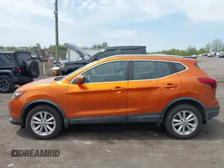 2017 Nissan Rogue SL with VIN JN1BJ1CR2HW103602, listed as a IAAI auction lot 42124914 with 59,780 mi miles and . Bid and sale history available at DreamBid. Image 14.