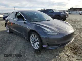 2019 Tesla Model 3 Mid Range with VIN 5YJ3E1EA3KF425416, listed as a Copart auction lot 46623325 with 84,060 mi miles and Salvage Title. Bid and sale history available at DreamBid. Image 4.