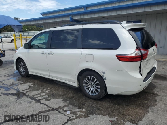 2018 Toyota Sienna XLE Auto Access Seat with VIN 5TDYZ3DC7JS962051, listed as a Copart auction lot 63115935 with 67,253 mi miles and Salvage title. Bid and sale history available at DreamBid. Image 2.