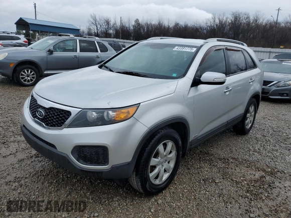 2013 Kia Sorento LX with VIN 5XYKTDA28DG338933, listed as a Copart auction lot 43391775 with 154,349 mi miles and Clean Title. Bid and sale history available at carsss.com. Image 1.
