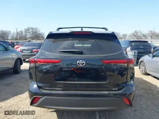 2023 Toyota Highlander L with VIN 5TDKDRAH5PS513192, listed as a IAAI auction lot 41672682 with 38,389 mi miles. Bid and sale history available at carsss.com. Image 17.