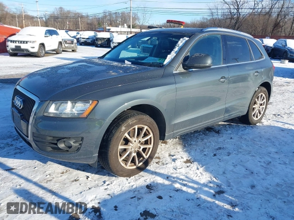 2010 Audi Q5 Premium with VIN WA1CKAFP6AA101860, listed as a IAAI auction lot 41270082 with 283,741 mi miles. Bid and sale history available at carsss.com. Image 17.