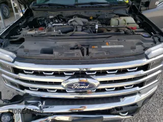 2024 Ford F-250 XL z VIN 1FT8W2BT7RED61911, wystawiony jako Copart lot #52727725 z przebiegiem 32 150 mil mil oraz Szkoda całkowita • Salvage title. Historia ofert i sprzedaży dostępna na DreamBid. Obrazek 12.