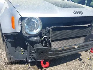 2018 Jeep Renegade Trailhawk with VIN ZACCJBCB0JPG81047, listed as a IAAI auction lot 41847353 with 72,136 mi miles. Bid and sale history available at carsss.com. Image 20.