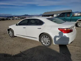 2010 Lexus LS 460 L with VIN JTHDL5EF4A5001156, listed as a Copart auction lot 82162473 with 100,322 mi miles and Salvage title. Bid and sale history available at DreamBid. Image 2.
