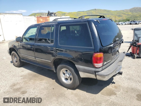 2000 Ford Explorer XLT z VIN 1FMZU63E0YZC04466, wystawiony jako Copart lot #55075205 z przebiegiem 195 071 mil mil oraz Szkoda całkowita • Salvage title. Historia ofert i sprzedaży dostępna na DreamBid. Obrazek 2.