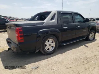 2008 Chevrolet Avalanche LT w/3LT with VIN 3GNFK12348G314525, listed as a Copart auction lot 64362094 with 213,218 mi miles and Salvage Title. Bid and sale history available at carsss.com. Image 3.