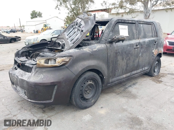 2008 Scion xB z VIN JTLKE50E981040901, wystawiony jako IAAI lot #41569592 z przebiegiem Nie podano mil oraz . Historia ofert i sprzedaży dostępna na DreamBid. Obrazek 2.
