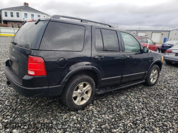 2003 Ford Explorer Eddie Bauer with VIN 1FMZU74K53UB95232, listed as a Copart auction lot 49914735 with 239,958 mi miles and Clean title. Bid and sale history available at DreamBid. Image 3.