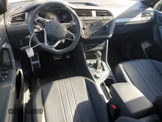 2023 Volkswagen Tiguan SE R-Line Black with VIN 3VV8B7AX2PM108307, listed as a Copart auction lot 43910665 with 21,448 mi miles and Salvage Title. Bid and sale history available at DreamBid. Image 8.